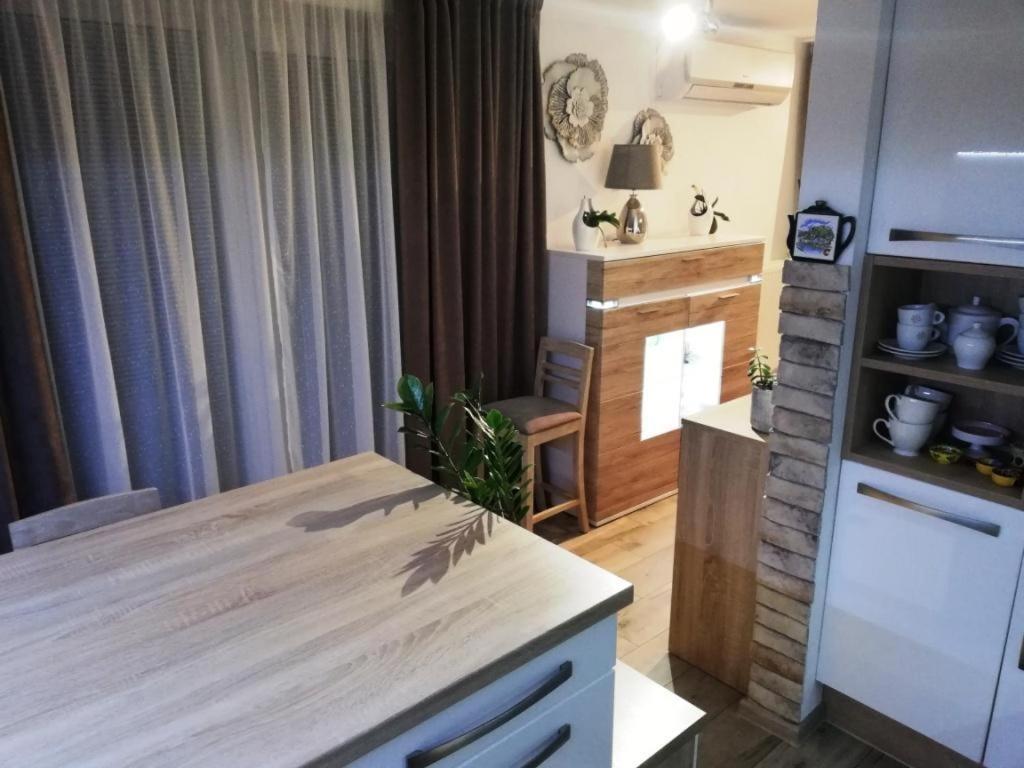 Ferienwohnung Galeria Stastie Senec Exterior foto